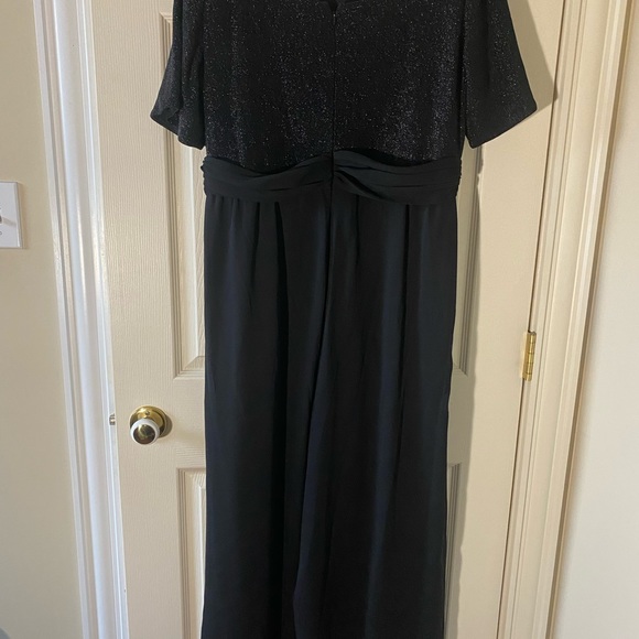 Elegant jumpsuit - Picture 4 of 5